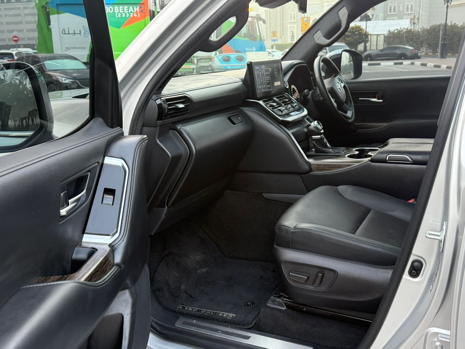 SOLD Land Cruiser 300 VX 2024 image
